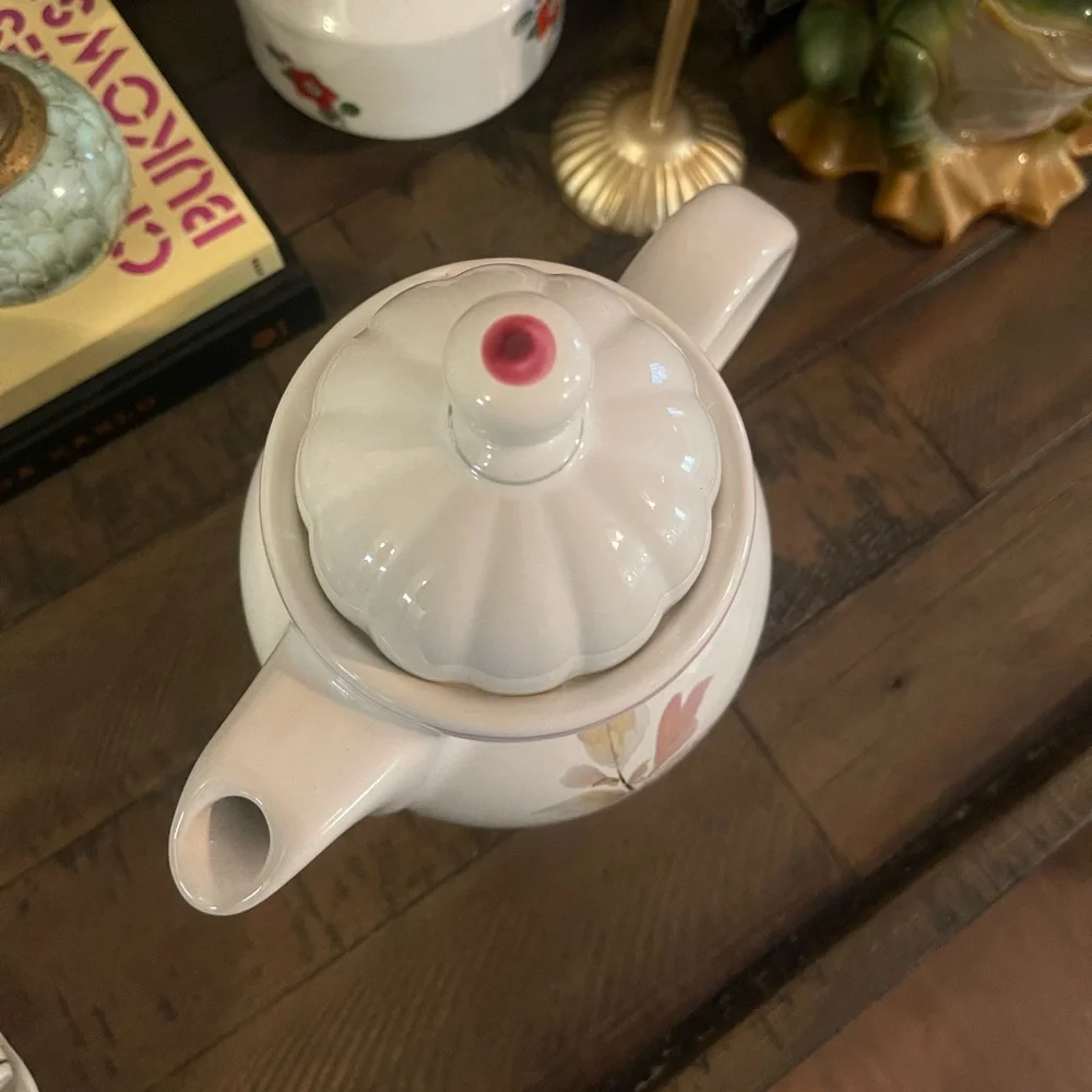 Vintage Sommerhuber Austria Hydrangea Teapot